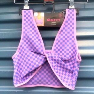 Twist Bralette Seamless Reversible . Size: Medium . {8-10} . No Boundaries